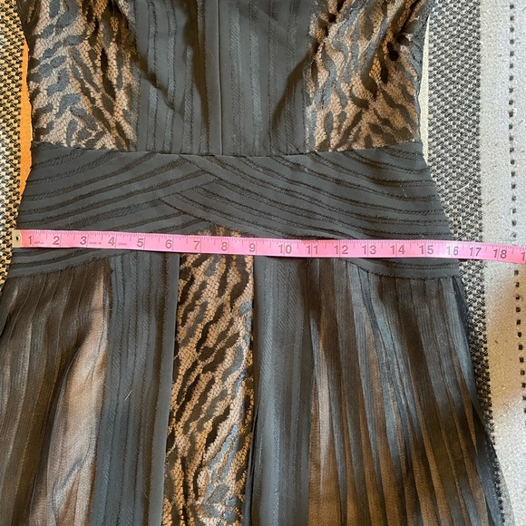 BCBGMaxAzria (US6) Black Aegle Cocktail Dress - Picture 9 of 10